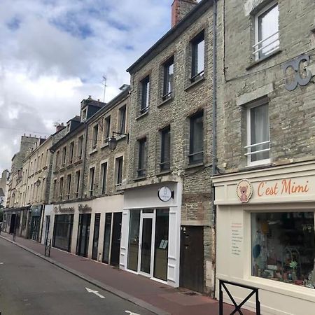 Duplex Parapluies De Cherbourg Netflix Parking Cherbourg-en-Cotentin Exterior foto