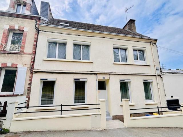 Duplex Parapluies De Cherbourg Netflix Parking Cherbourg-en-Cotentin Exterior foto